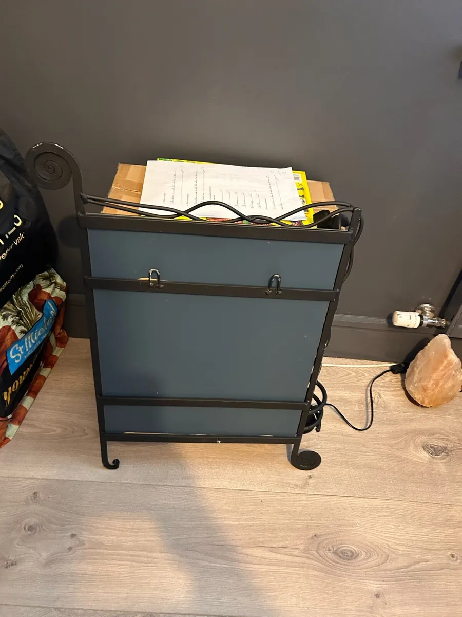 Black wrought iron ‘effect’ mirror - Image 3