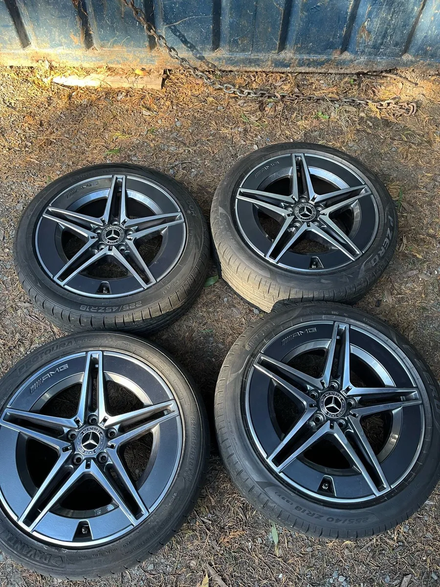 18’ Genuine Mercedes Benz Amg 5x112 alloy wheels - Image 1