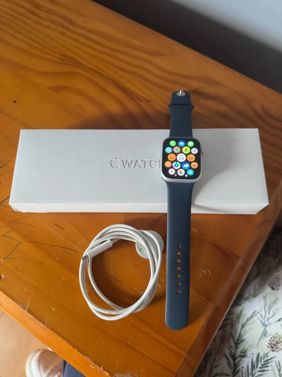 Apple Watch series 9 - Image 1