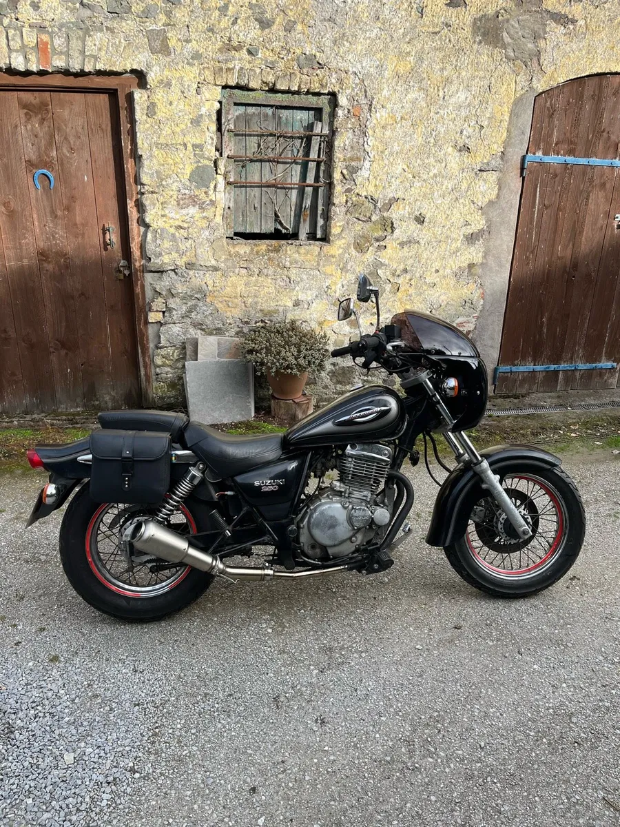 Suzuki GZ 250 Marauder - Image 1