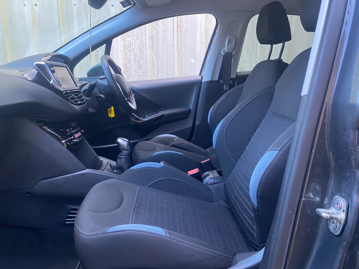 Peugeot 208 2014//DIESEL//LOW KLMS/// - Image 4