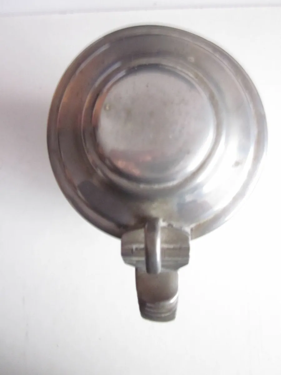 Antique English Pewter Lidded Tankard - Image 4