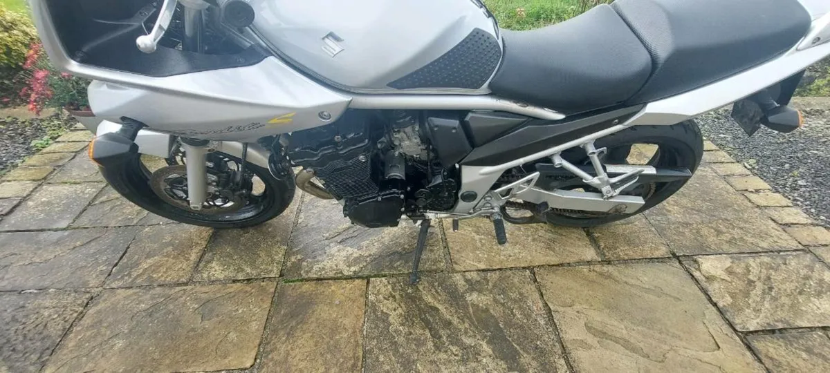 SUZUKI BANDIT 650 2005 - Image 4