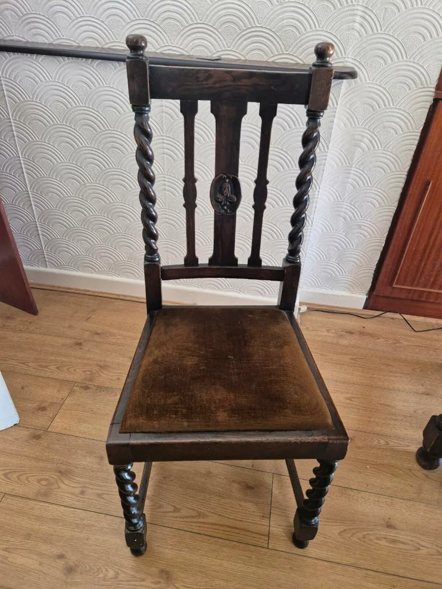 Dining table - Image 4