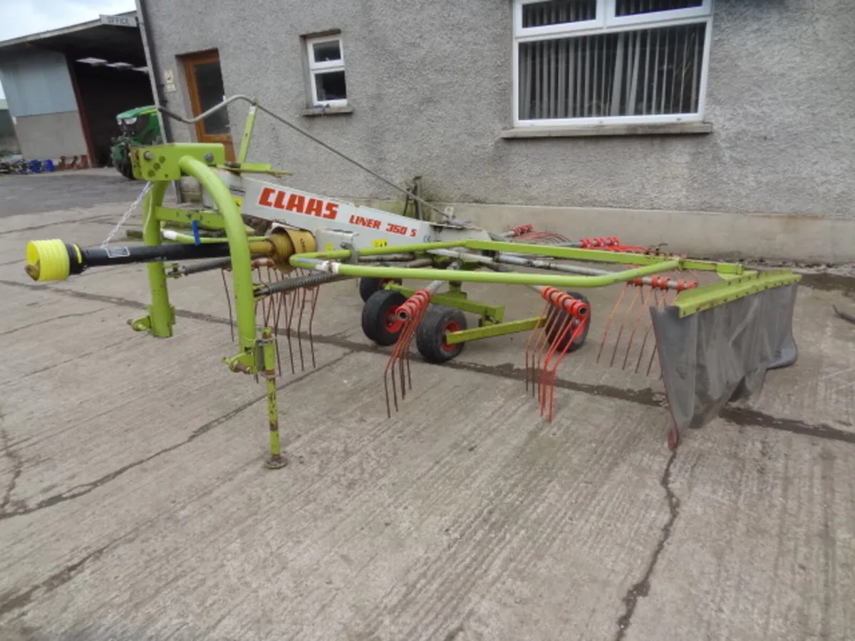 Claas Liner 350S Single Rotor Rake - Image 1