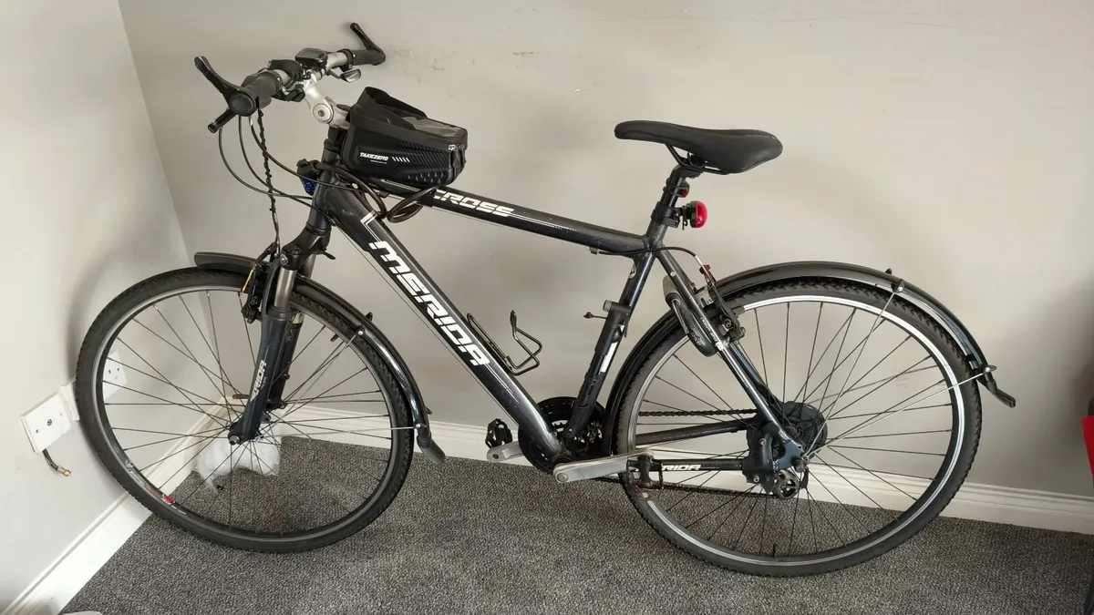 Bike for adult Merida Crossway 700cc - Image 1