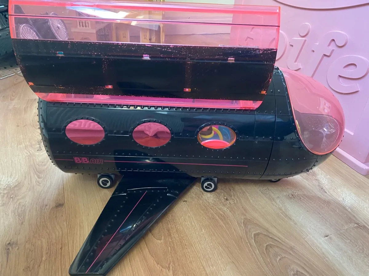 LOL Camper van & LOL jet - Image 2