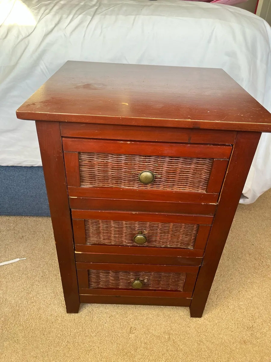 Bedroom furniture set - Image 2