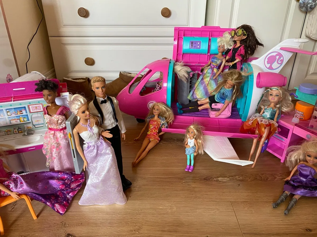 Barbie ambulance & Barbie aeroplane - Image 3