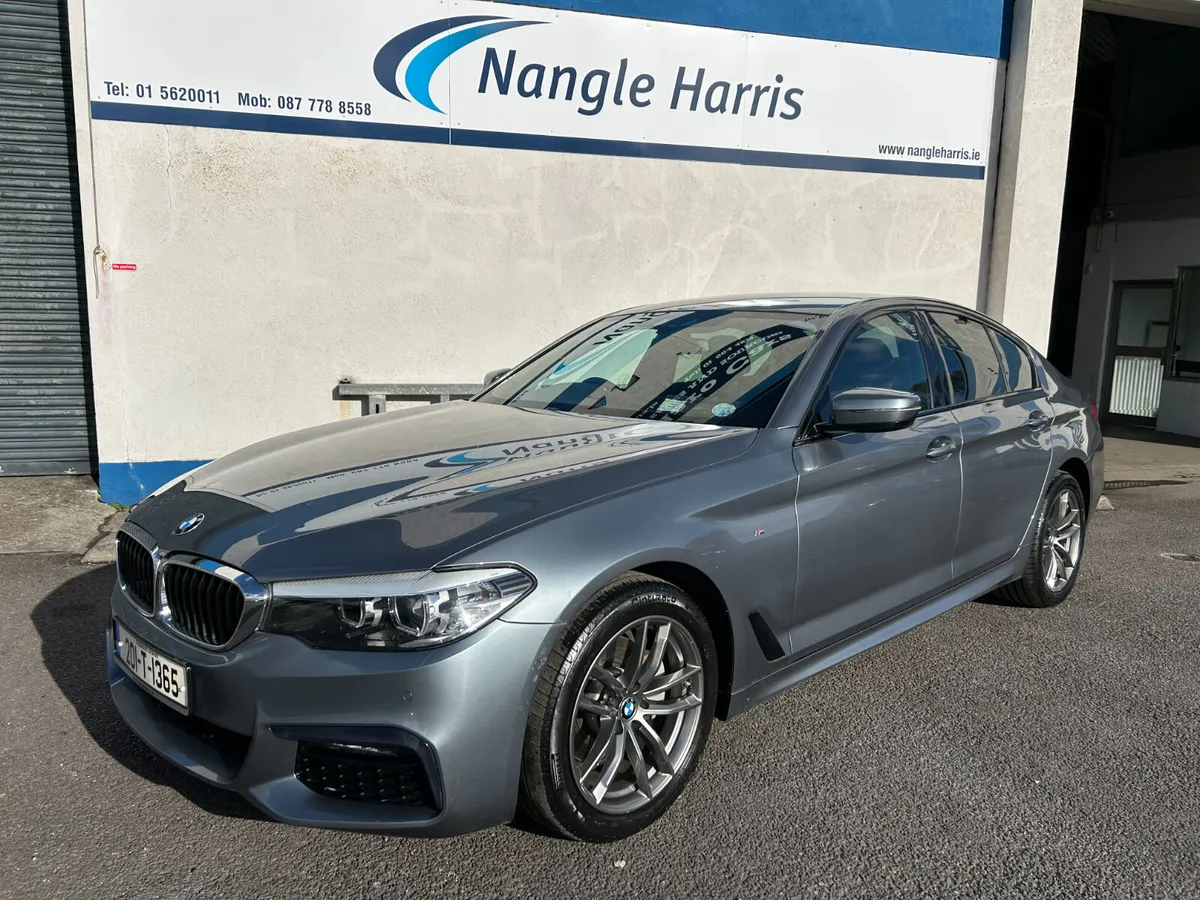 BMW 5-Series. M SPORT. - Image 1