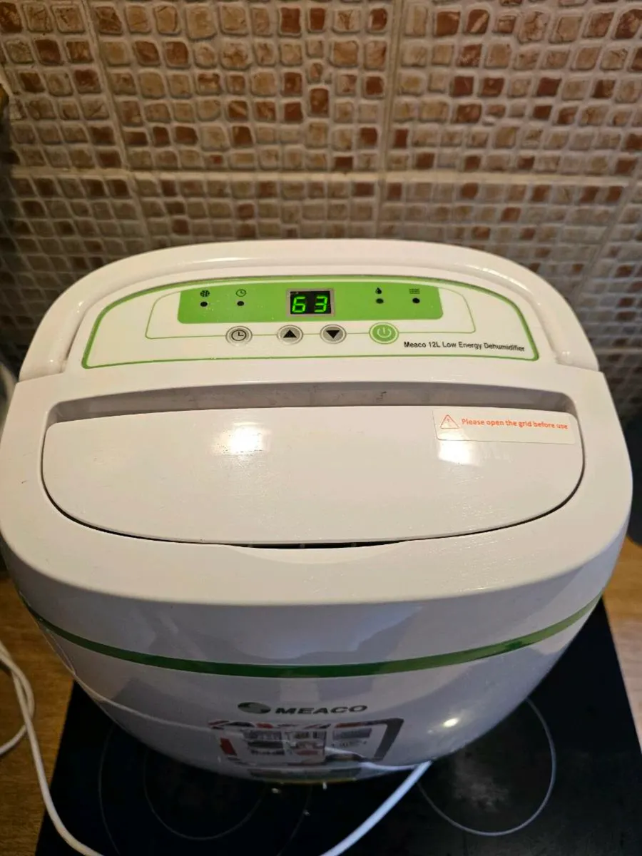Meaco 12L Low Energy Dehumidifier - Image 1