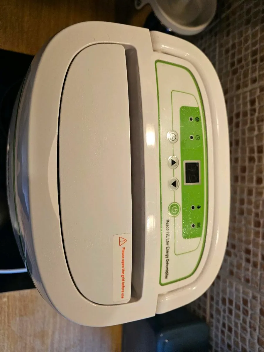 Meaco 12L Low Energy Dehumidifier - Image 3