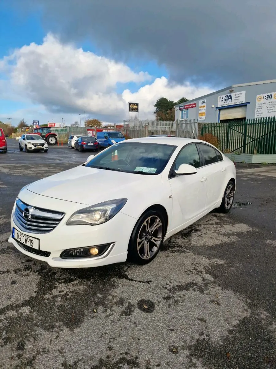 2014 Opel Insignia SRI special edition - Image 2