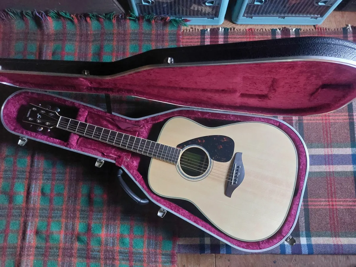 Yamaha FG830 - Image 1