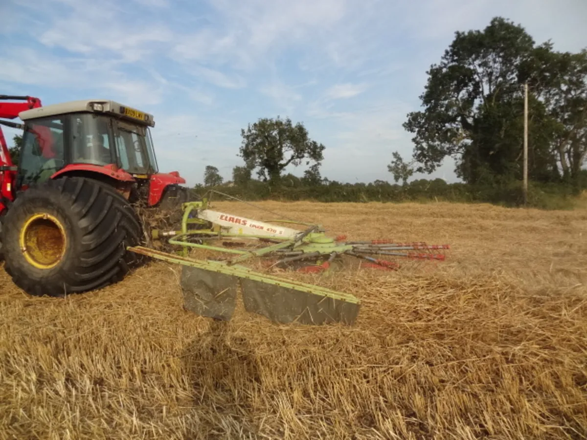 Claas Liner 470S Single Rotor Rake - Image 1