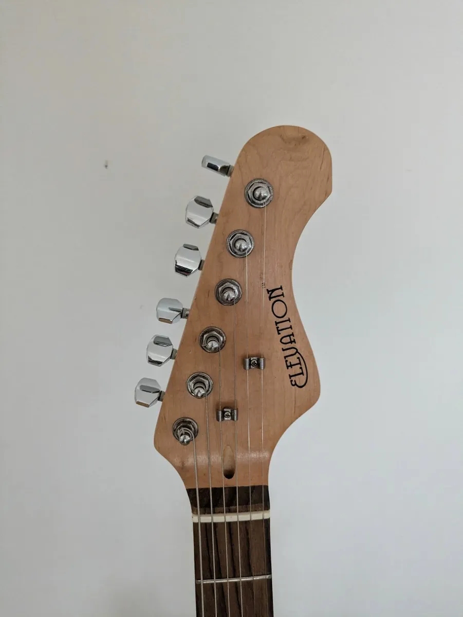 Electric Guitar - Image 3