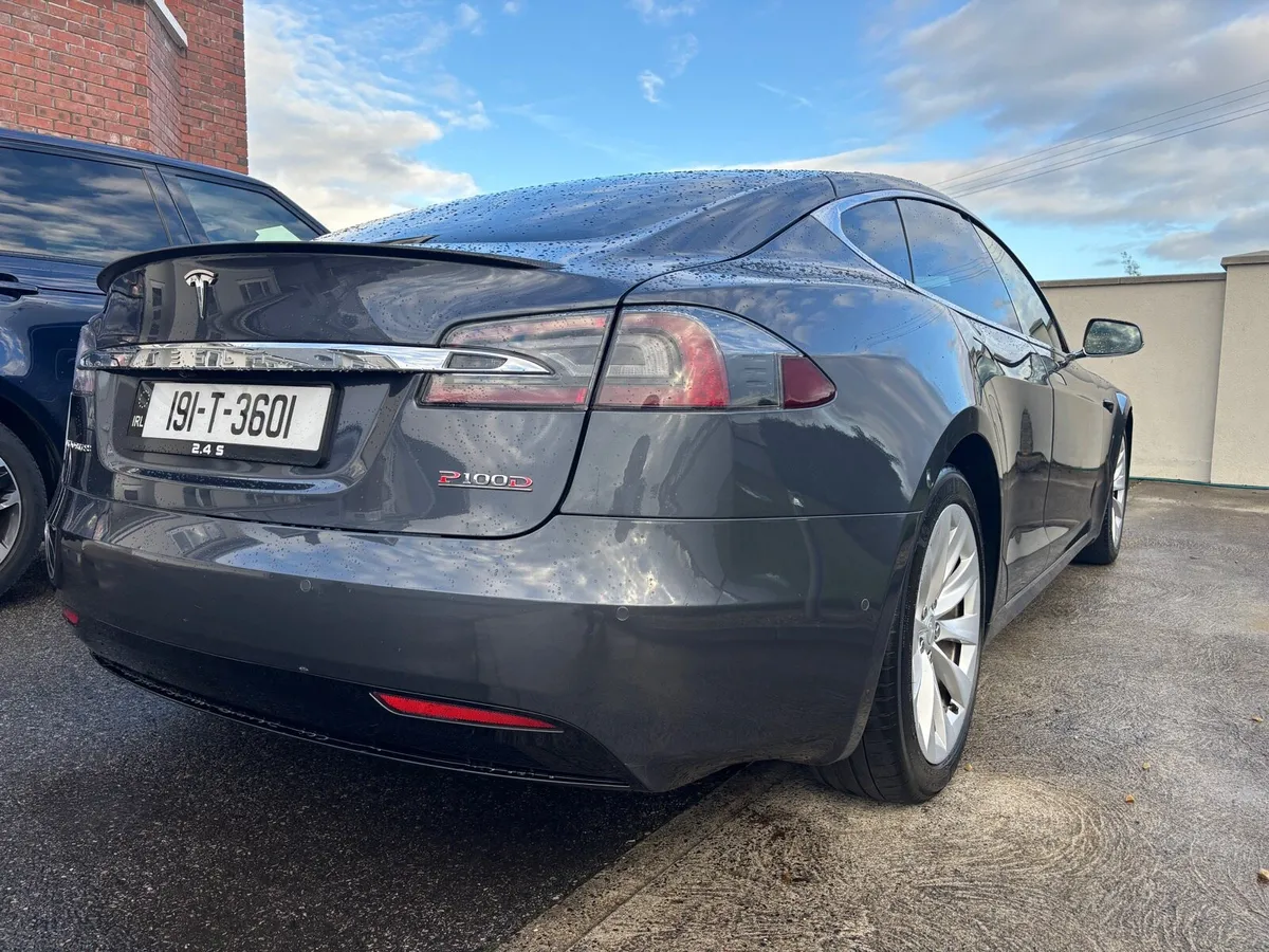 Rare Model S Performance P100D unlimited warranty - Image 3