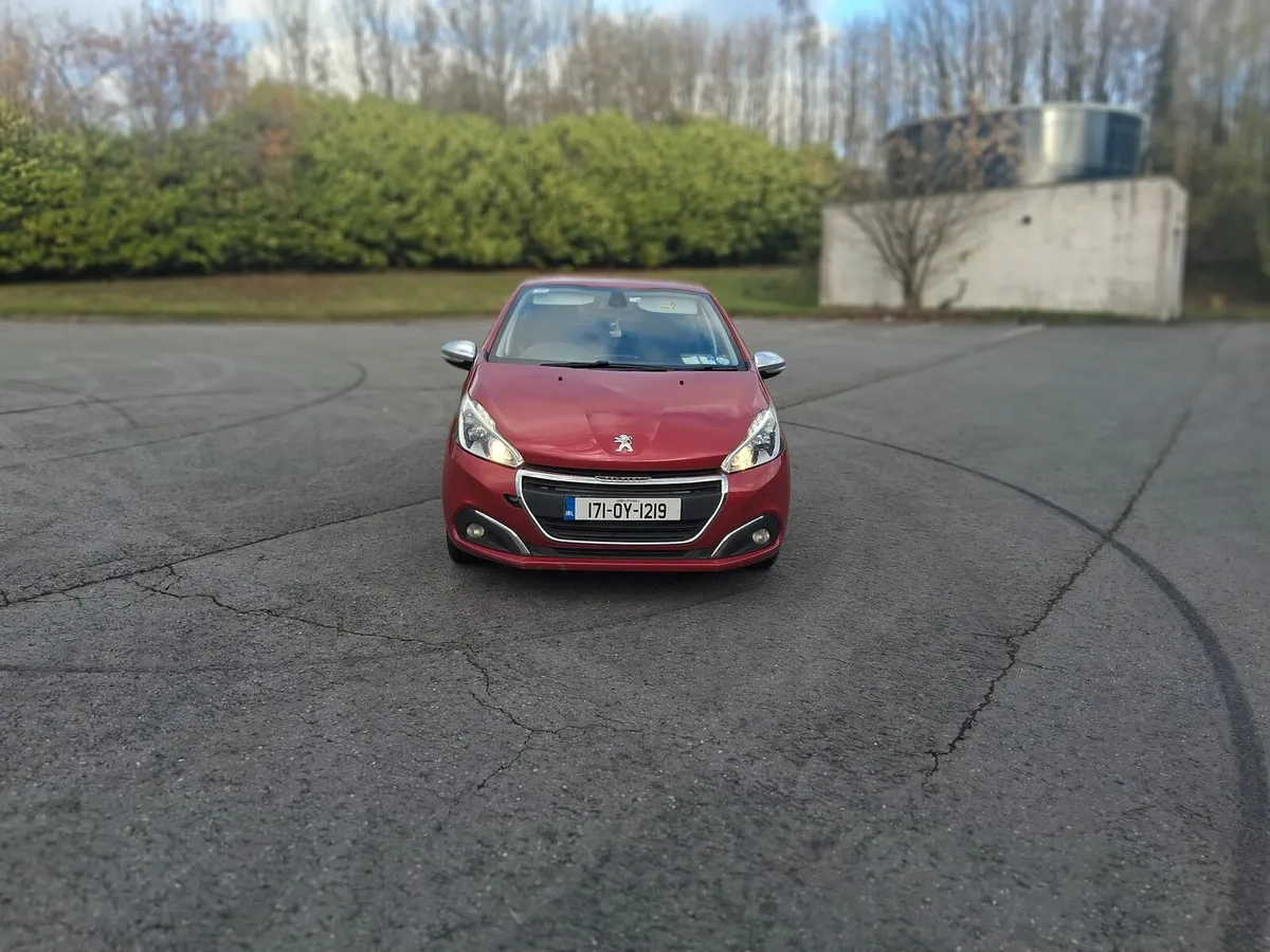 2017 peugeot 208 - Image 1