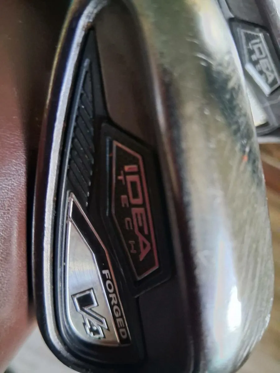 Left handed irons - Image 1