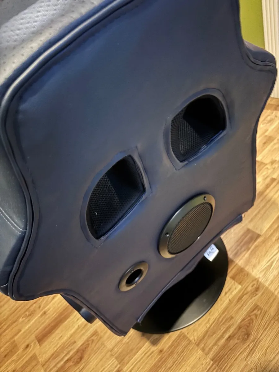 X Rocker Gaming Chair with Speaker - Image 2