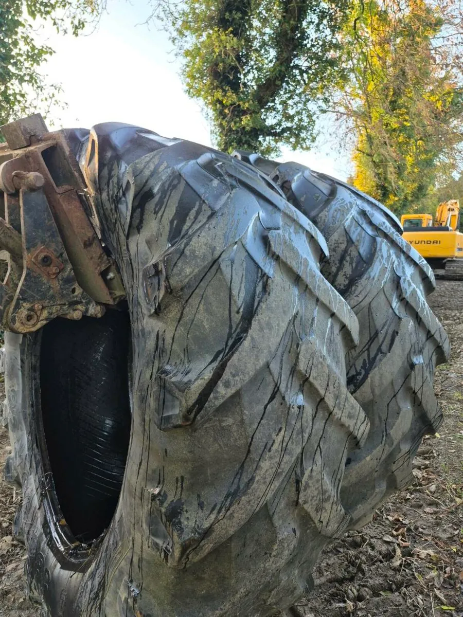 580/70r38 pirelli - Image 3