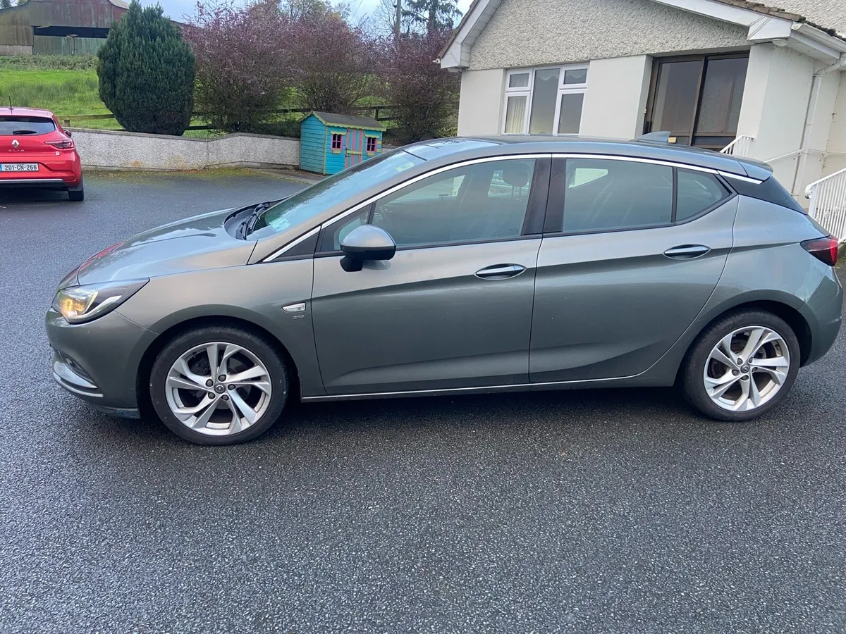Opel Astra 1.6Cdti Sri - Image 2