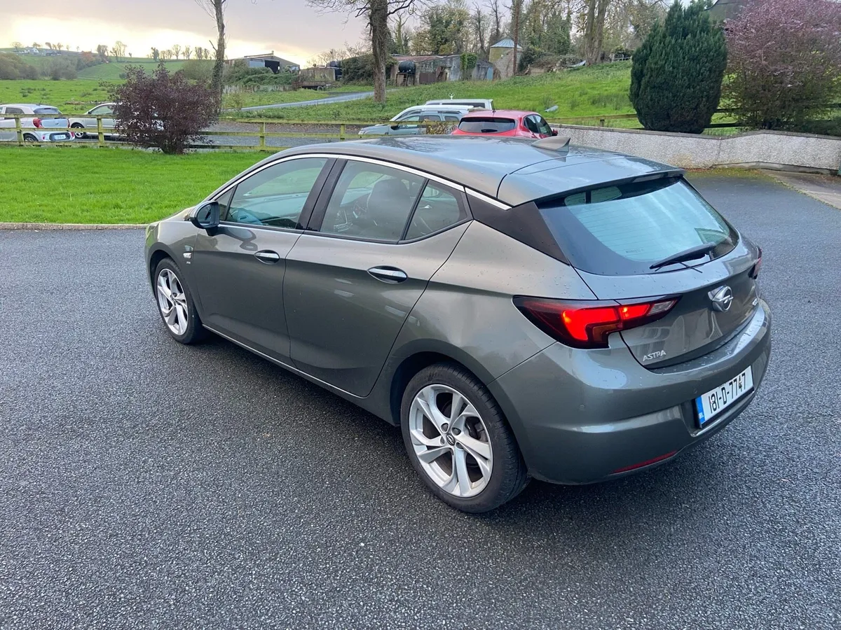 Opel Astra 1.6Cdti Sri - Image 3
