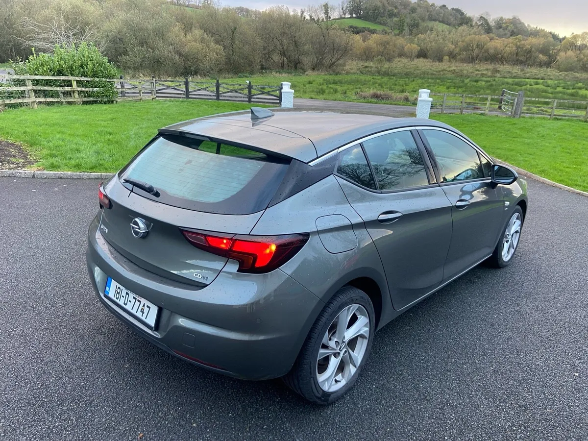 Opel Astra 1.6Cdti Sri - Image 4