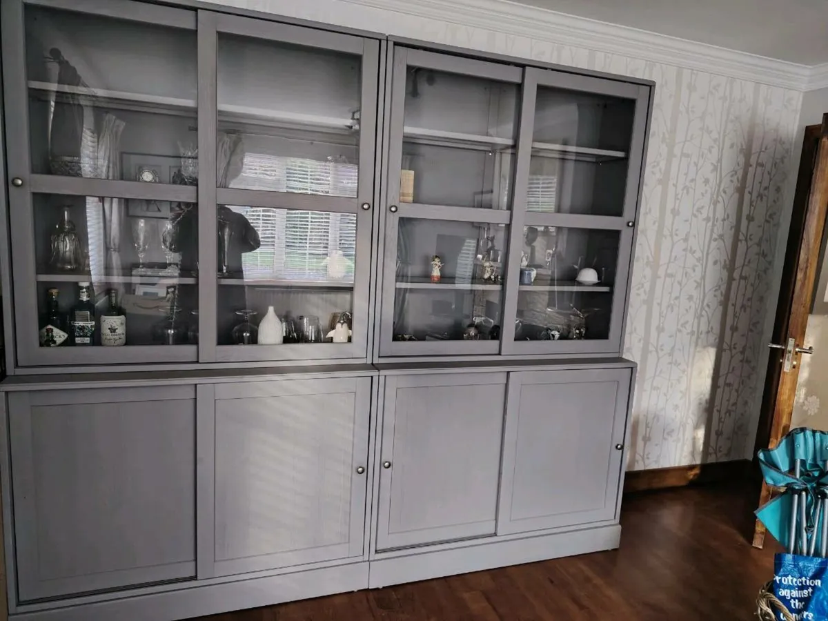 Display cabinets - Image 2