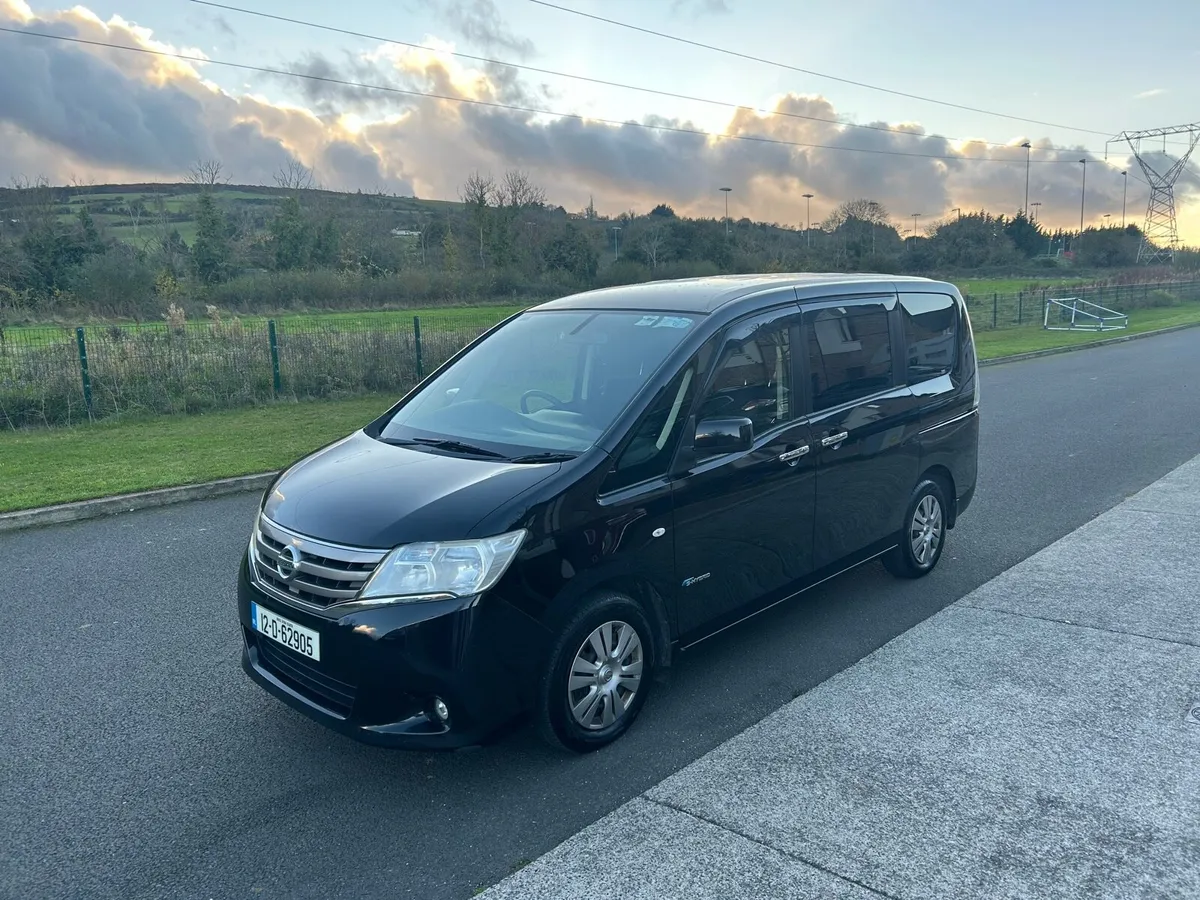 12 NISSAN SERENA 8 SEATER AUTO €7,950 - Image 3