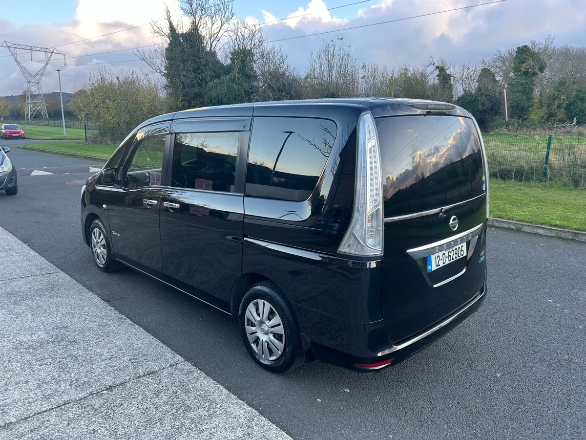 12 NISSAN SERENA 8 SEATER AUTO €7,950 - Image 4