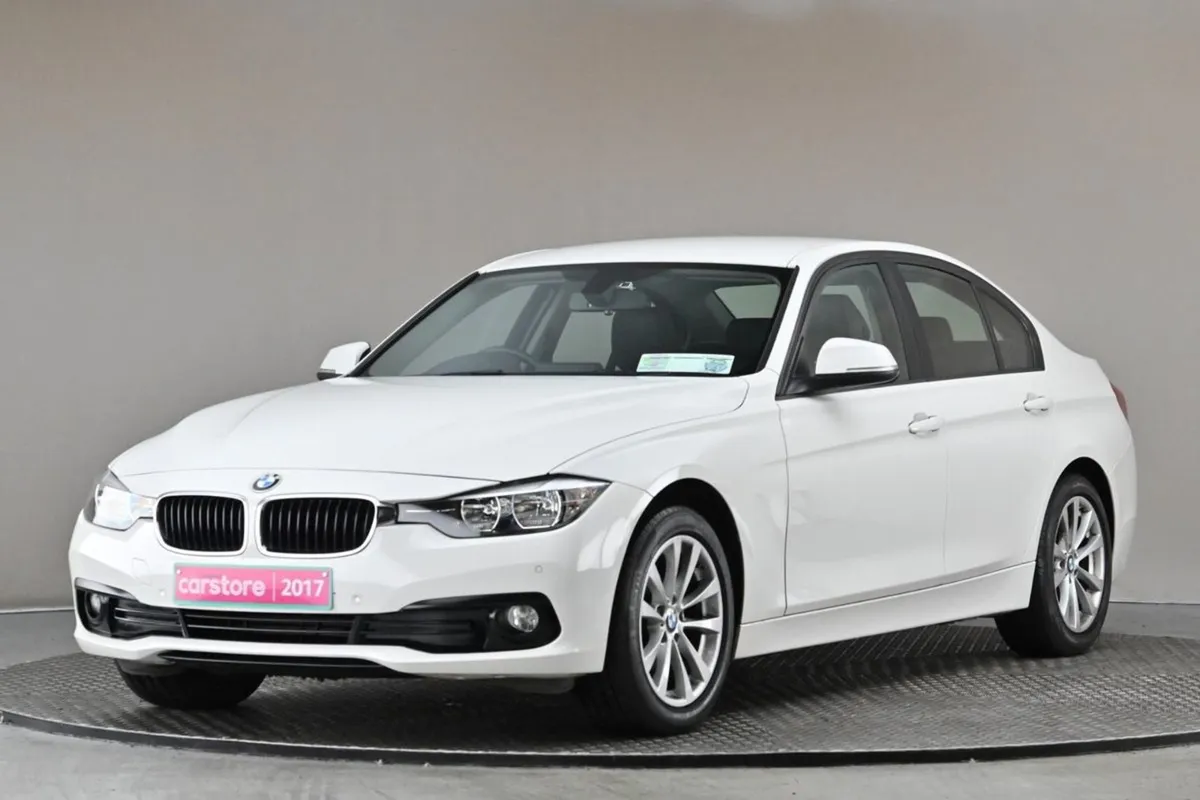 BMW 3 Series 318D SE  full Leather sat Nav park S - Image 3