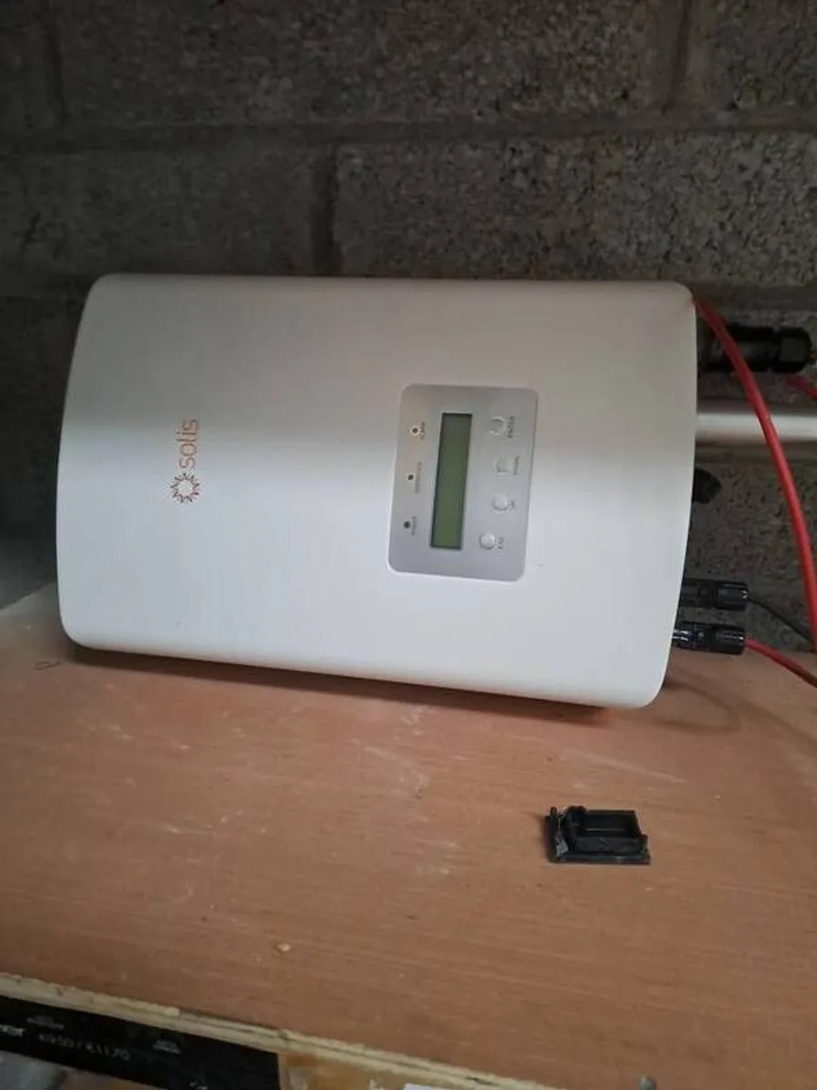 pv solar panels and inverter - Image 2