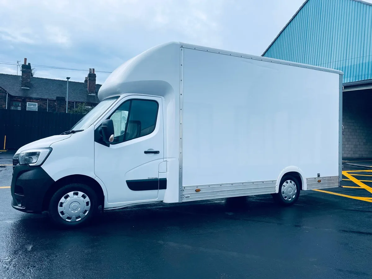 2021/71 RENAULT MASTER 2.3DCI BARN DOORS - Image 4