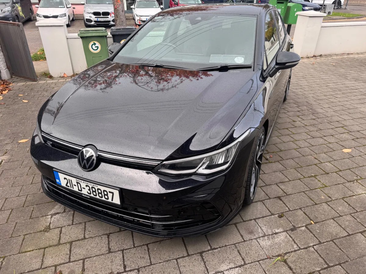211d  Volkswagen Golf 2.0 TDI  R Line Automatic - Image 4