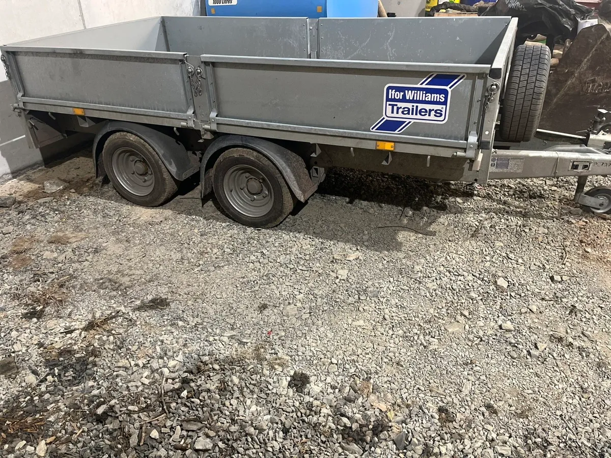 Ifor Williams - Image 1