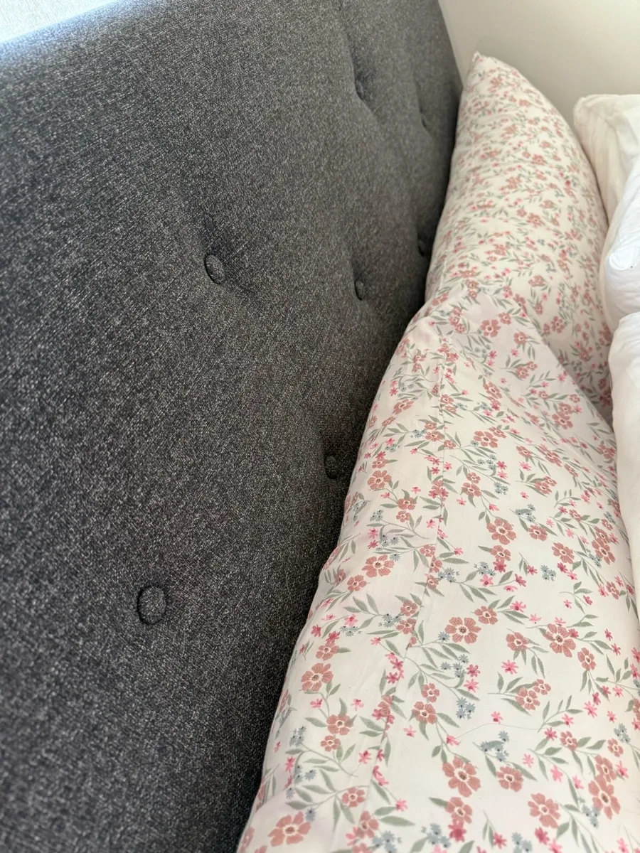 Double Bed - Image 4