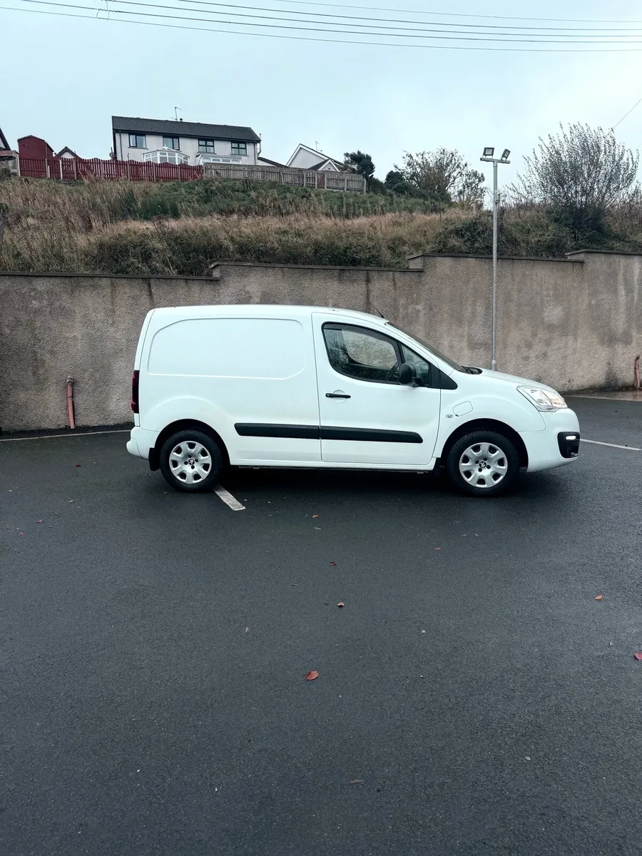 PEUGEOT PARTNER L1 ELECTRIC AUTOMATIC - Image 3