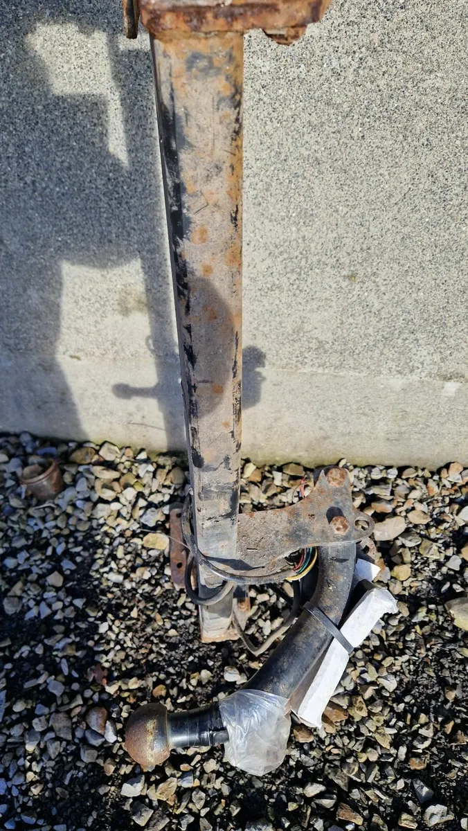 Peugeot / Citroen Towbar - Image 3