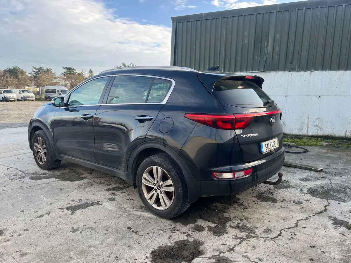 2018 Kia Sportage - Image 2