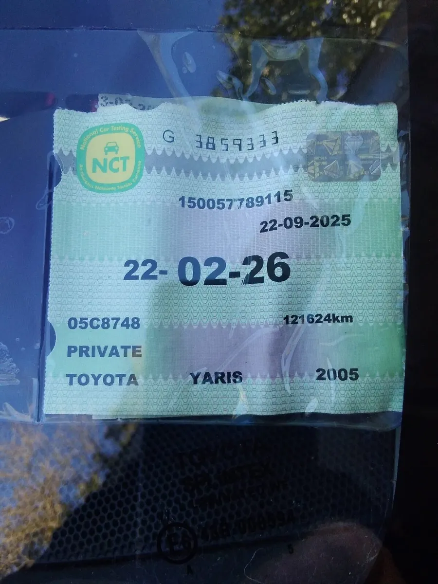 Toyota Yaris 2005 - Image 2