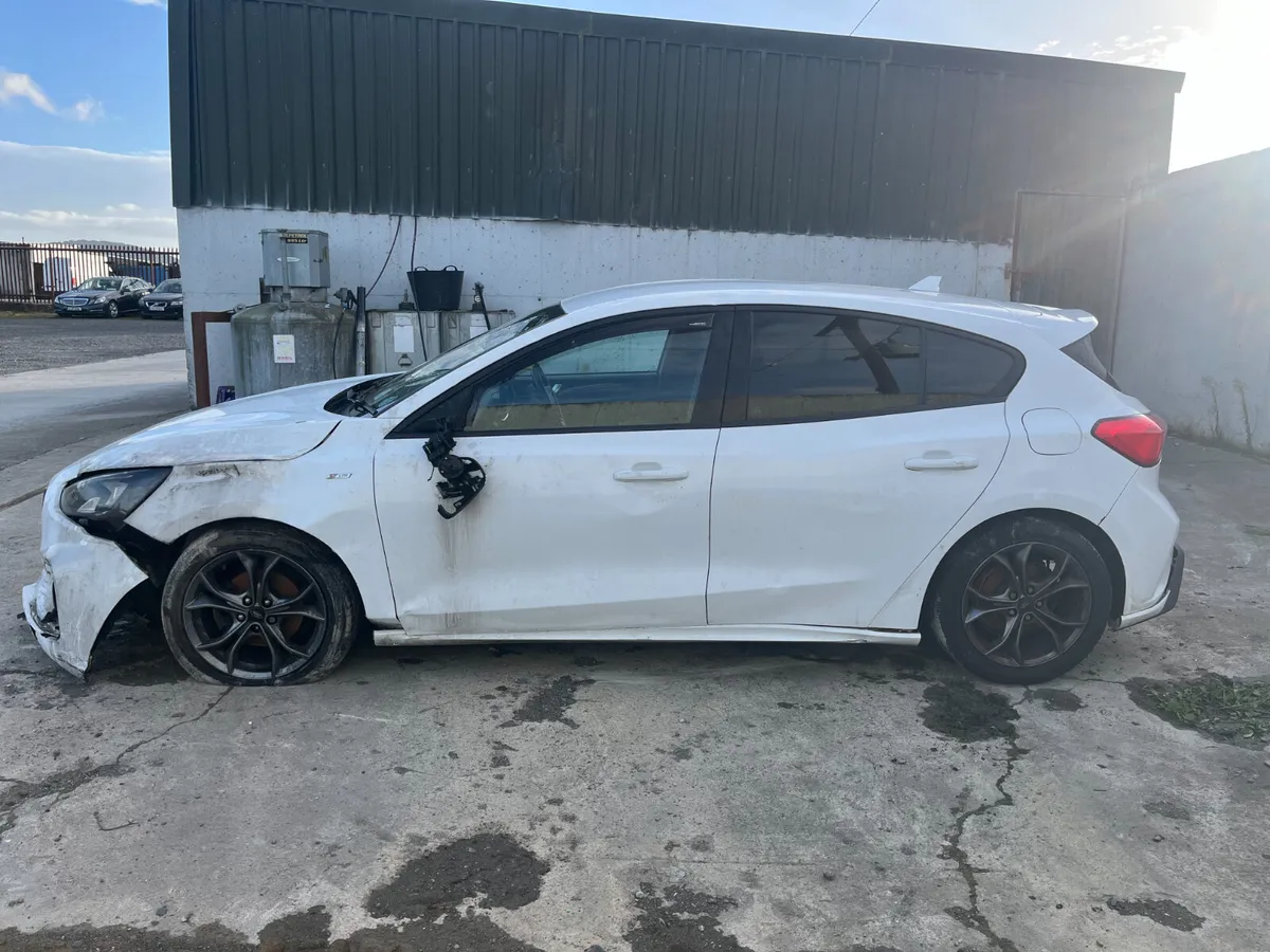 2018 Ford Focus - Image 4