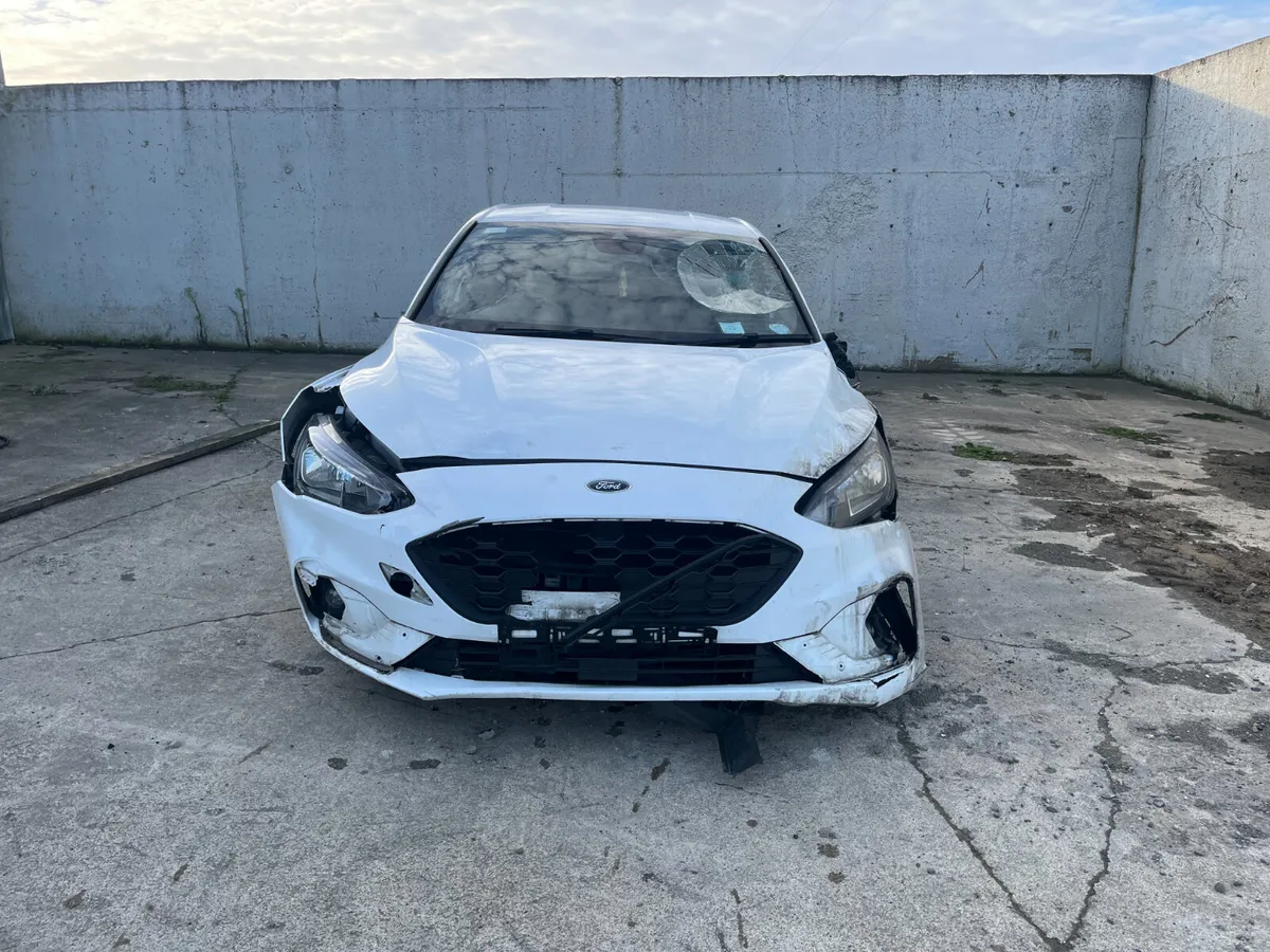 2018 Ford Focus - Image 2