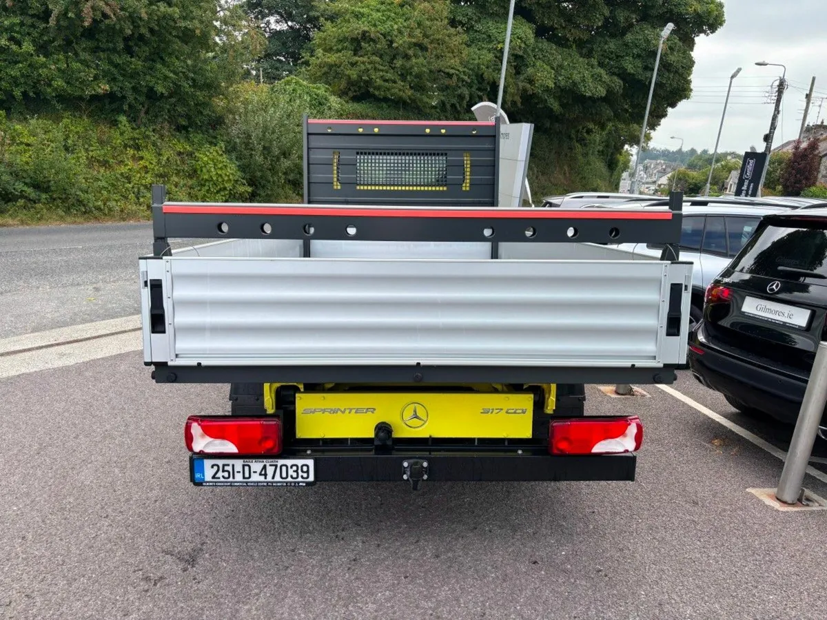 Mercedes-Benz Sprinter 14 - Image 4