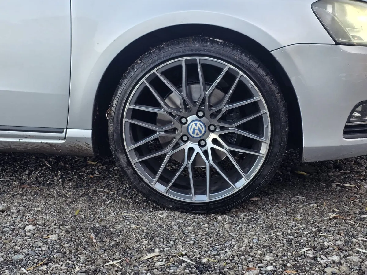 2012 2.0tdi Volkswagen Passat - Image 2