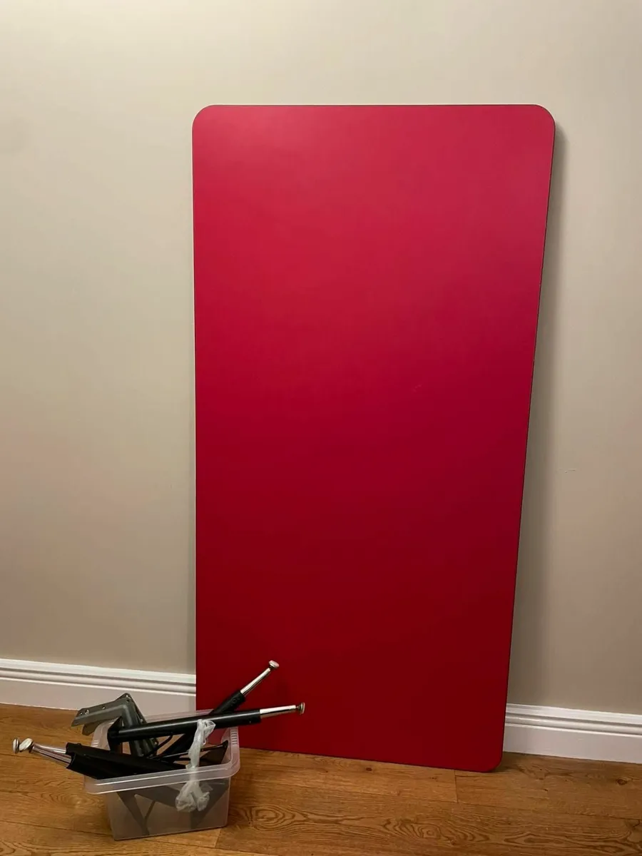 Play table - Image 1