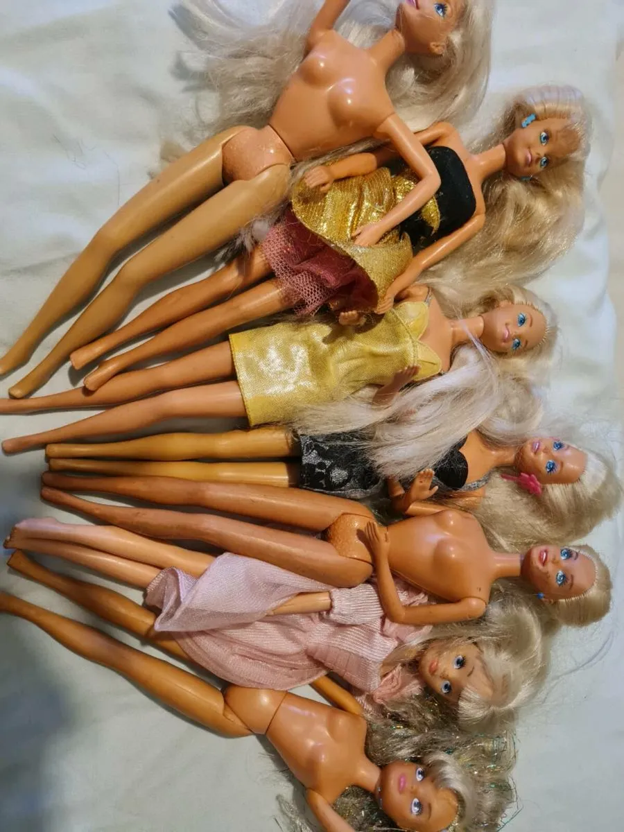 Vintage barbie and sindy