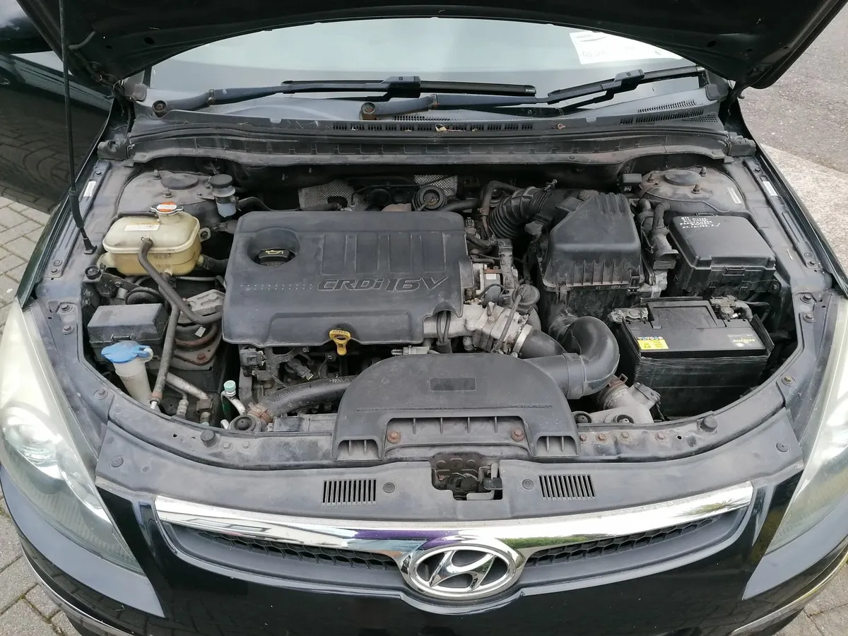 Hyundai i30 2010 - Image 3