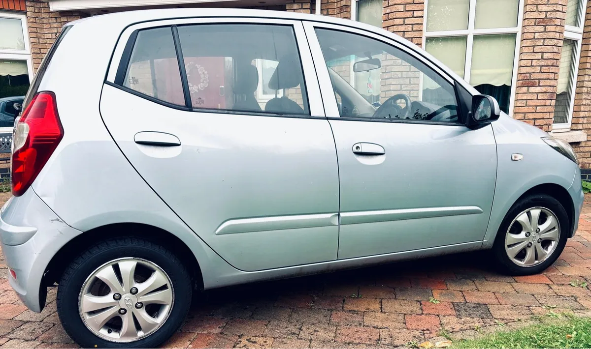 Hyundai i10 Active - Image 3