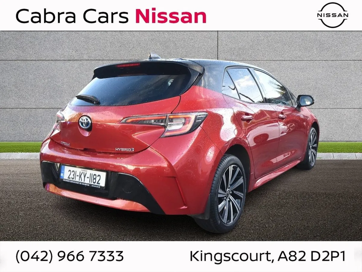 Toyota Corolla 1.8 Hybrid Luna Sport Hatchback - Image 4